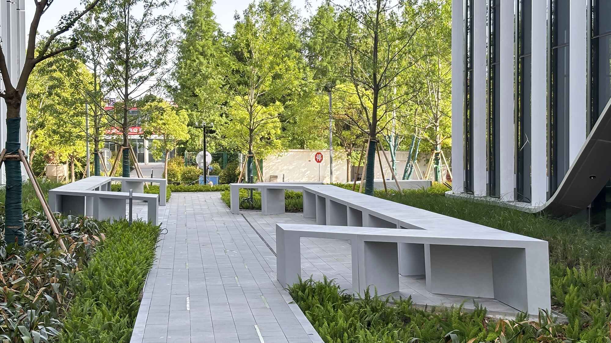 上海科技绿洲园区景观坐凳