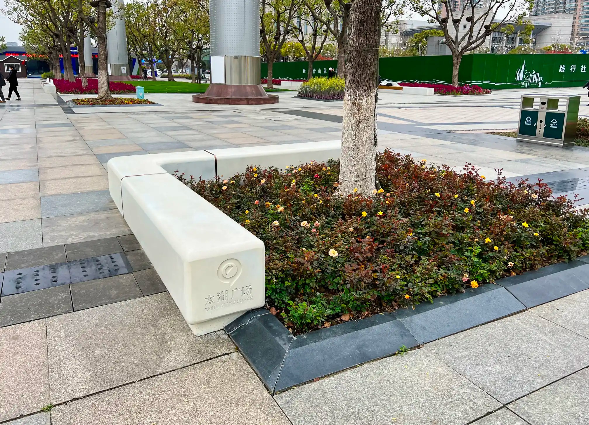 公园 L 型混凝土景观坐凳